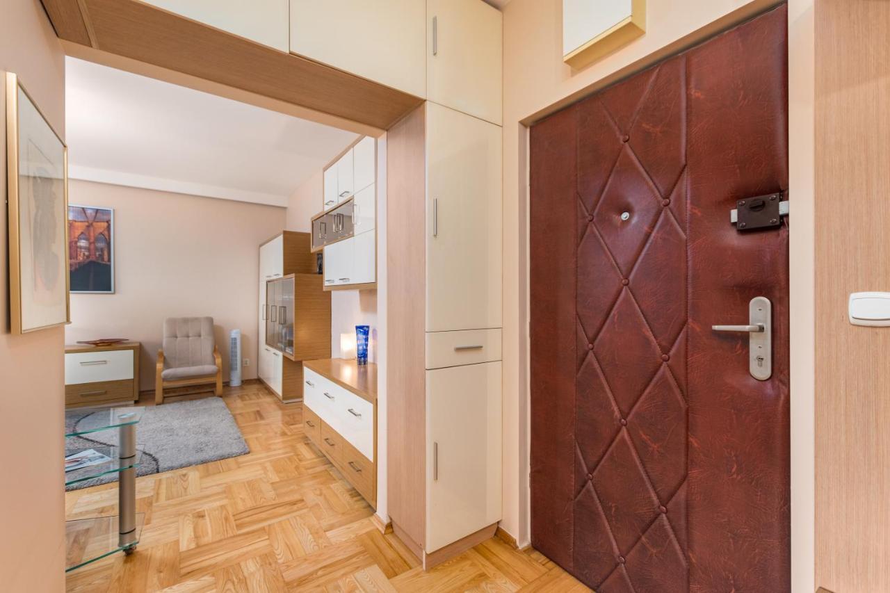 Bluszczanska 76 By Homeprime Apartament *
